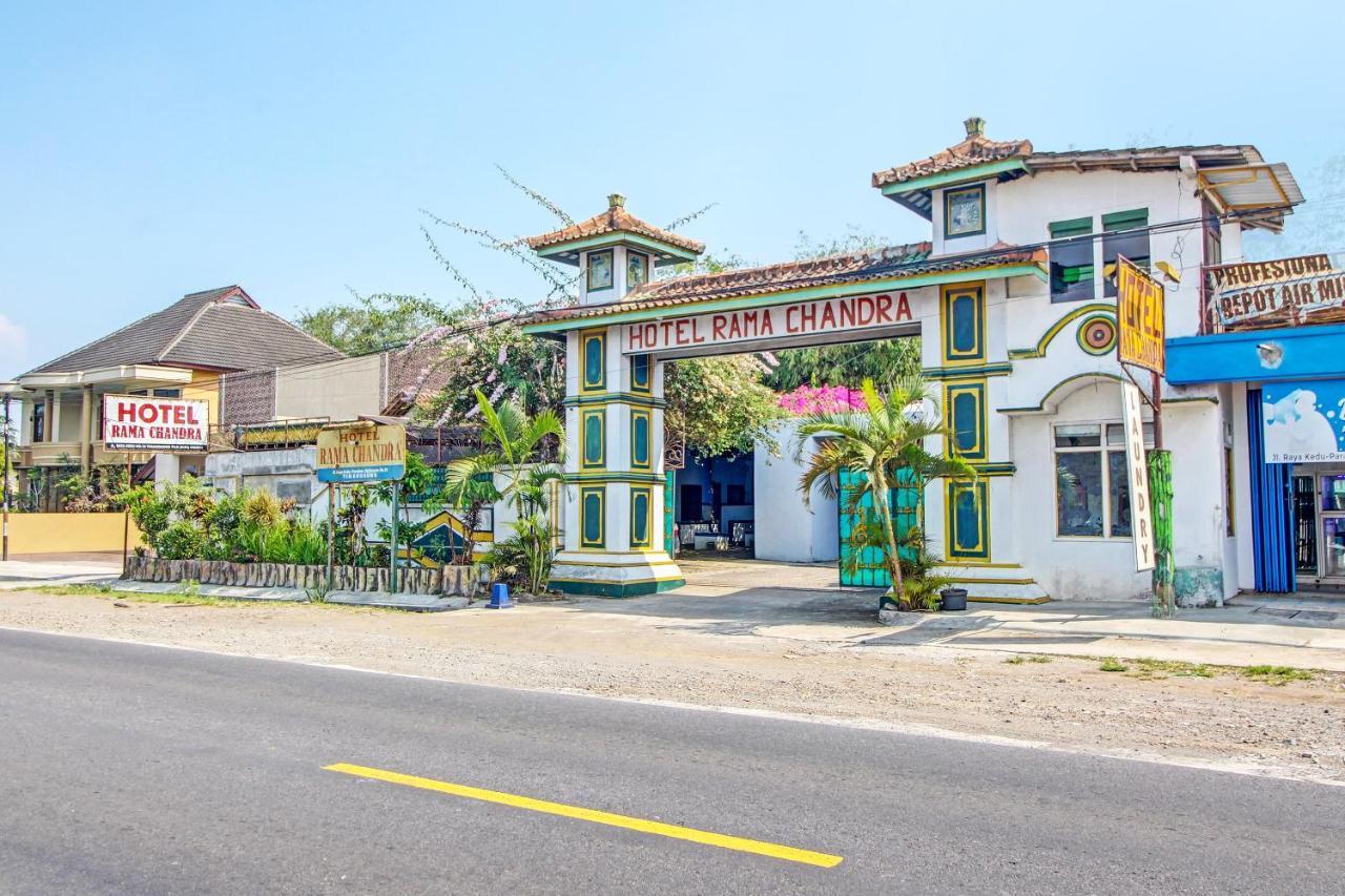 Spot On 91694 Hotel Rama Chandra Temanggung Exterior foto
